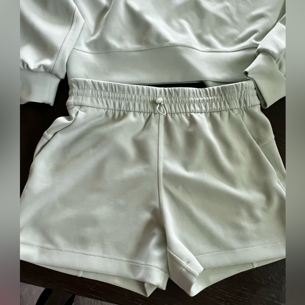 lululemon athletica Mint Green Lounge Sweatshirt & Shorts Set bundle size 6 - Picture 2 of 5